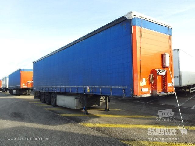 Semi-reboque aberto com lona Schmitz Cargobull Semitrailer Curtainsider Standard Hayon