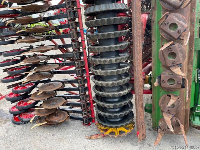 Seed drill Horsch Pronto 6KE mit Amazone KG6000-2