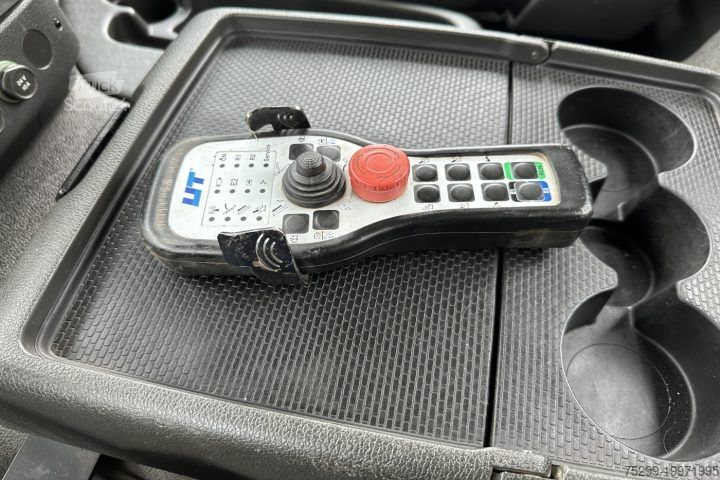 Billenőplatós teherautó Volvo FM-420 Gigant / Swiss-Vehicle