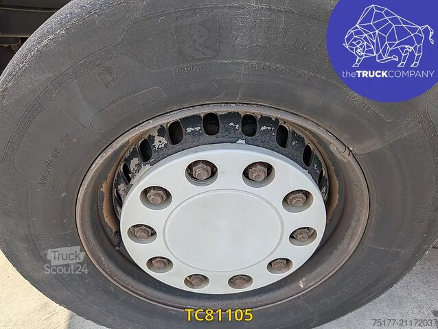 Estándar-SZM Renault T 520