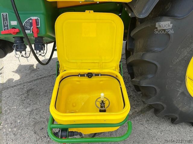 Pesticidsprøjte John Deere M740i 27/18m Gestänge