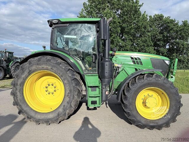 Traktor John Deere 6155R