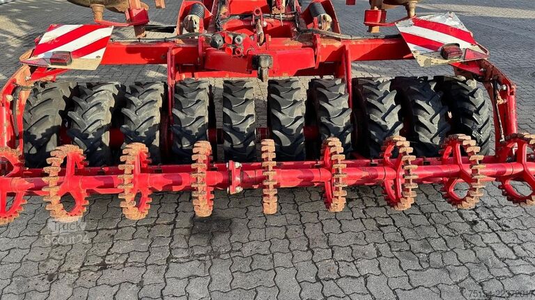 Déchaumeur Horsch Tiger 8AS