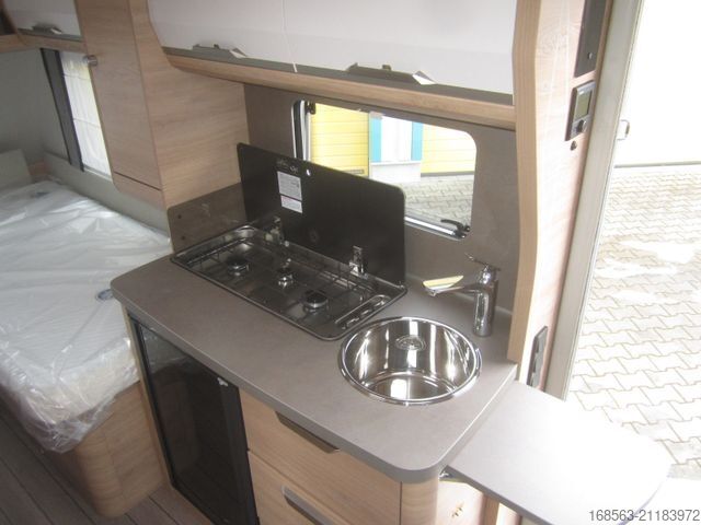 Lakókocsi KNAUS SÜDWIND 460 EU BLACK  Aus. LP 41.062 ¤!