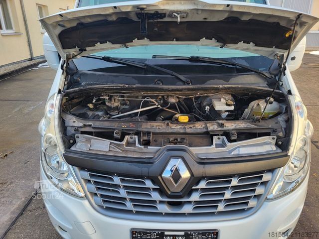 Trasportatore di bestiame RENAULT Master + Roelofsen