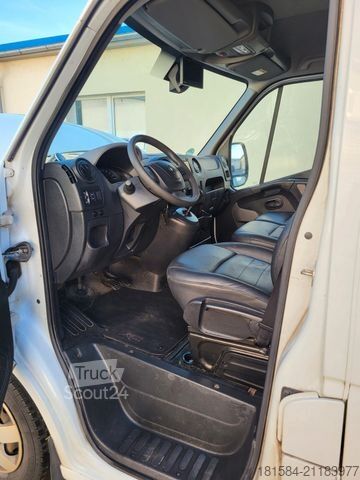 Trasportatore di bestiame RENAULT Master + Roelofsen