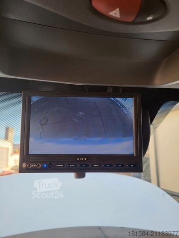 Trasportatore di bestiame RENAULT Master + Roelofsen