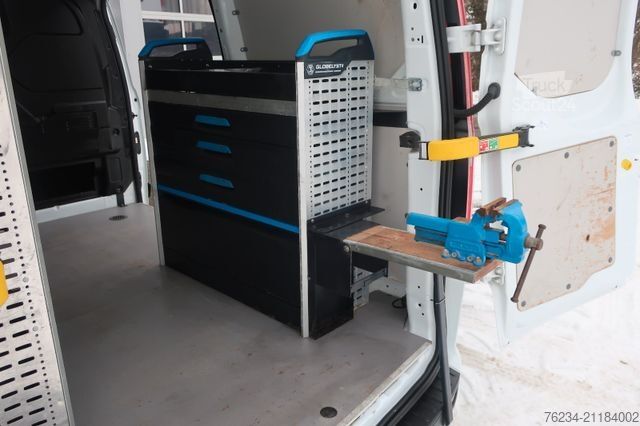 Kastenwagen FORD Transit Custom 2,0 TDCI Regale/ Klima/ CAM / AHK