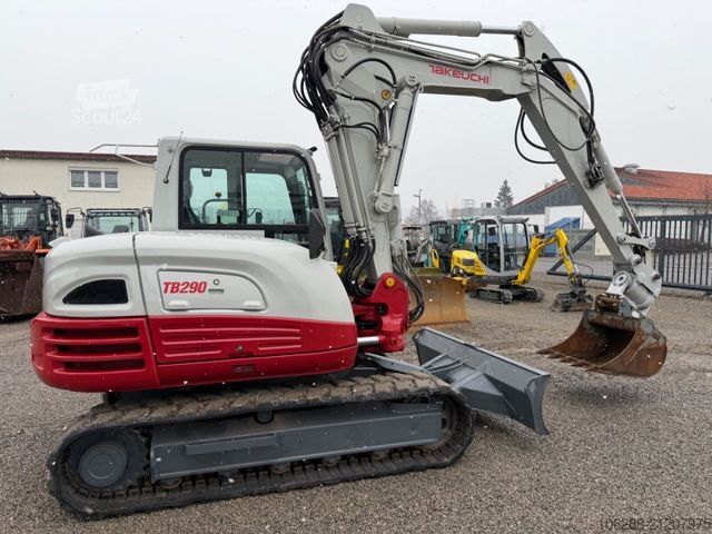 Mini-excavator TAKEUCHI TB 290-2  Powertili  Werstelauslleger