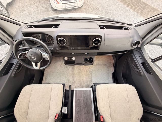 Half-integraal camper FRANKIA M-Line Luxury T 7400 GD *Einzelbetten-Face2Face*