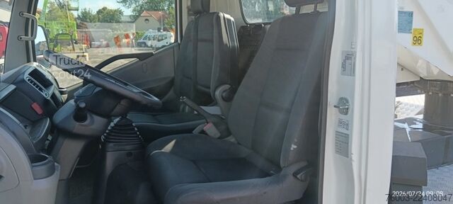 κλειστό βαν Nissan Cabstar Palfinger P200A - 20m - 200 kg