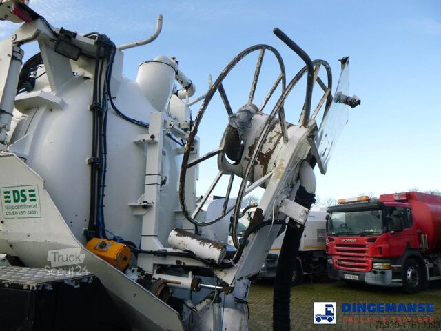 Kolkenzuiger Scania P124-420 6x2 vacuum tank 10.5 m3