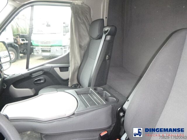 Bakwagen Renault Master 170 dci 4x2 curtain side van