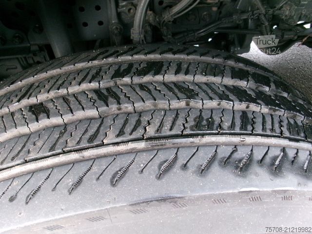 Camion de boissons MERCEDES-BENZ 2646 Actros*7,7 m Schwenkwand*Lift/Lenk*LBW*Navi