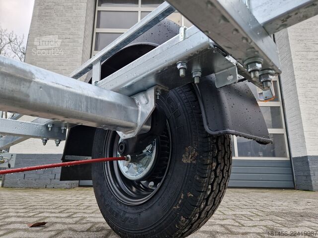 Причіп для човна trailershop Bootanhänger direkt 1300kg GN231  Neptun