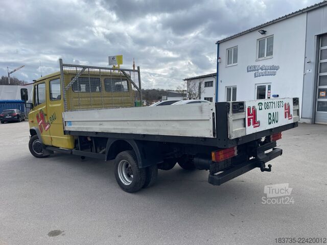 Pick-up furgon MERCEDES-BENZ Vario 614 D