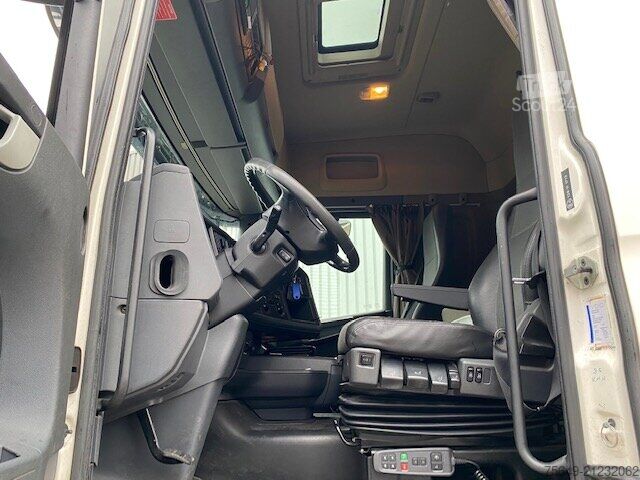 Vrachtwagen met bakwagen Scania R450 LB 6x2-4 R450 LB 6x2-4 Getränkekoffer, Retarder, Lift-/Lenkachse, Stapleraufnahme