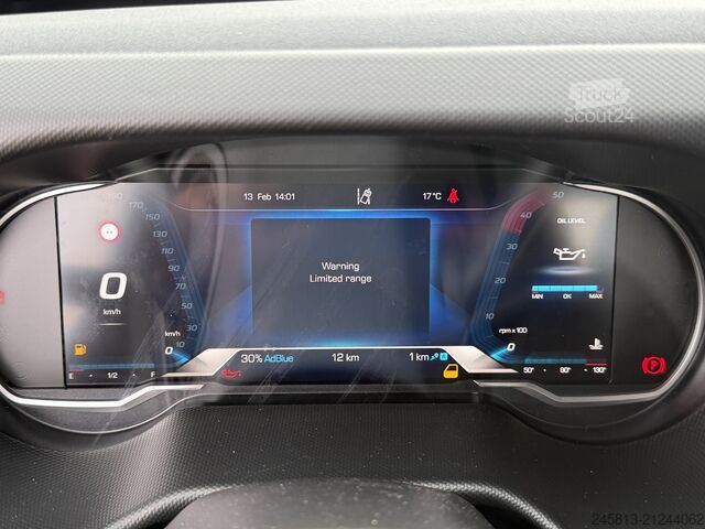 Fourgon châssis Iveco daily 35-180