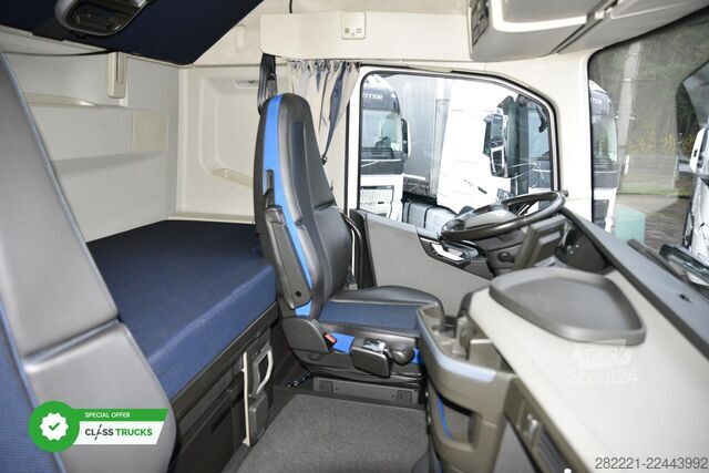 Tractor estándar VOLVO FH 460 Globetrotter XL Varios i-Save