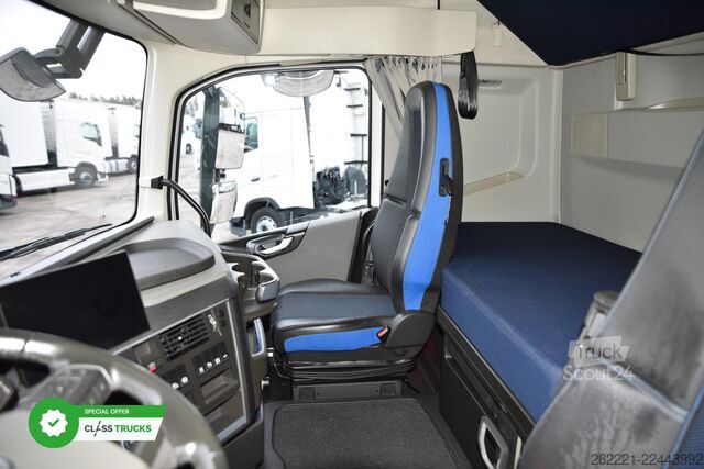 Tractor estándar VOLVO FH 460 Globetrotter XL Varios i-Save