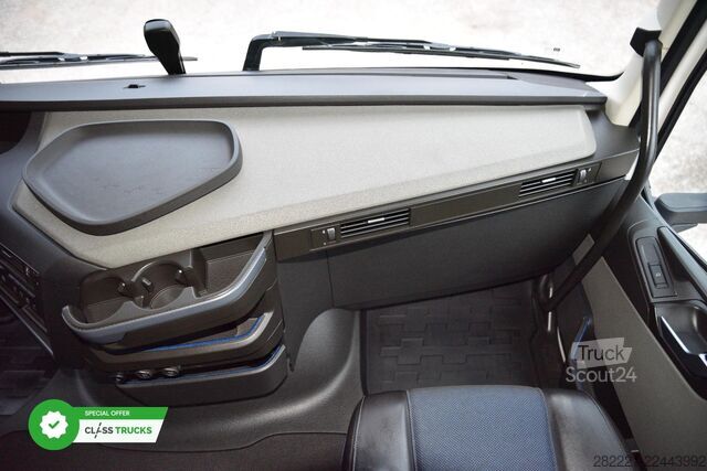 Tractor estándar VOLVO FH 460 Globetrotter XL Varios i-Save