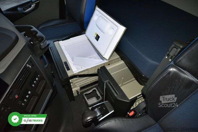 Tractor estándar VOLVO FH 460 Globetrotter XL Varios i-Save