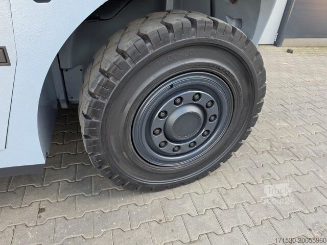 Frontgaffeltruck Linde H150D/600