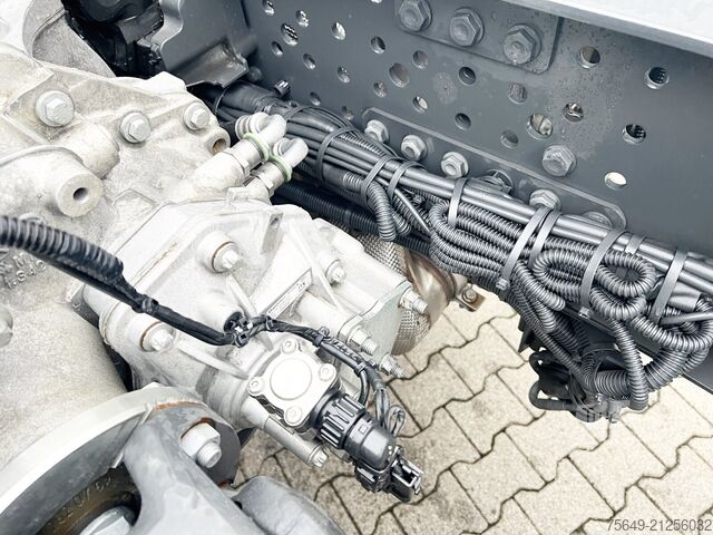 Special purpose truck Mercedes-Benz Arocs 3340/46 A 6x6 Arocs 3340/46 A 6x6, Grounder, Mulde ca. 11m³