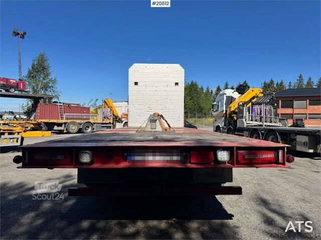 Платформенный трейлер MAN TGX 580 Flatbed truck.