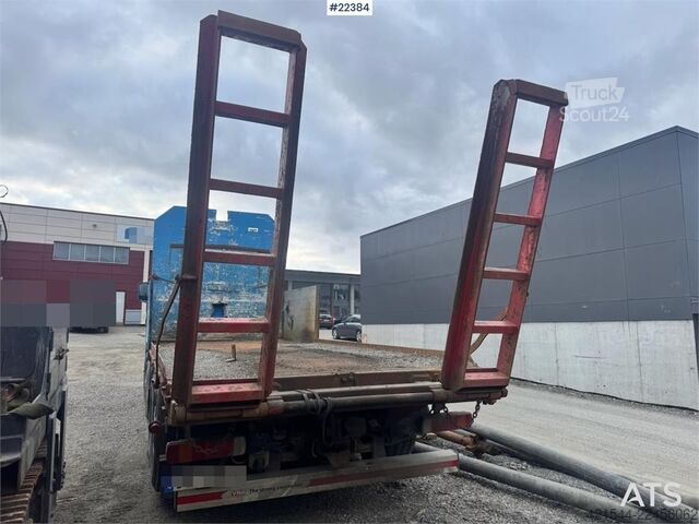 Платформенный трейлер Scania R480 flatbed truck with manual loading ramps - rep
