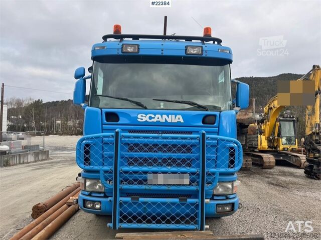 Платформенный трейлер Scania R480 flatbed truck with manual loading ramps - rep