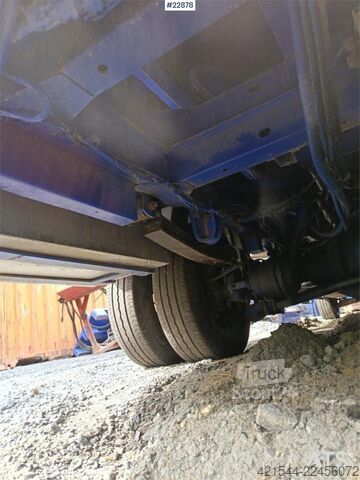 Plattformtrailer Mercedes-Benz 616 CDI 5-seater flatbed truck as a repair object