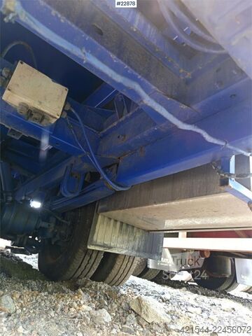Plattformtrailer Mercedes-Benz 616 CDI 5-seater flatbed truck as a repair object