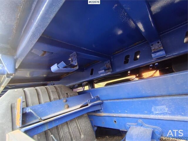 Plattformtrailer Mercedes-Benz 616 CDI 5-seater flatbed truck as a repair object