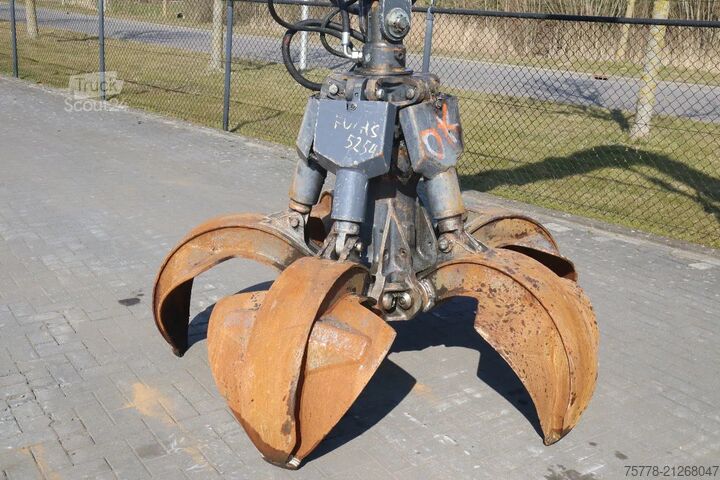 Excavadora de ruedas Fuchs MHL 320 | PEEL GRAB | UMSCHLAG | GOOD TIRES
