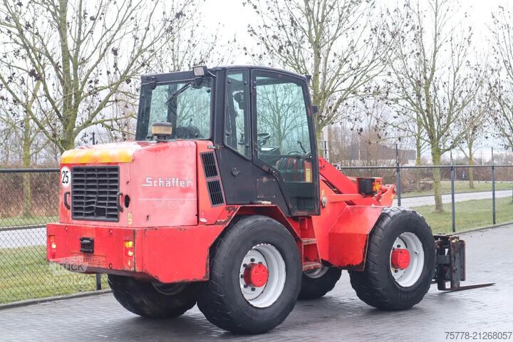 Loader Schäffer 8082 | FORKS | BUCKET | EXTRA FUNCTION