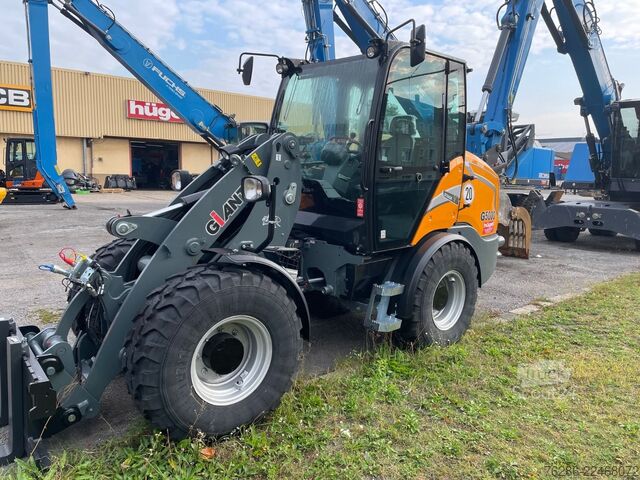 آخر Giant G5000