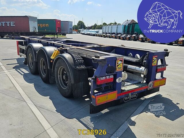 Transport de conteneurs Vanhool 30 ‘ , 20’. ADR
