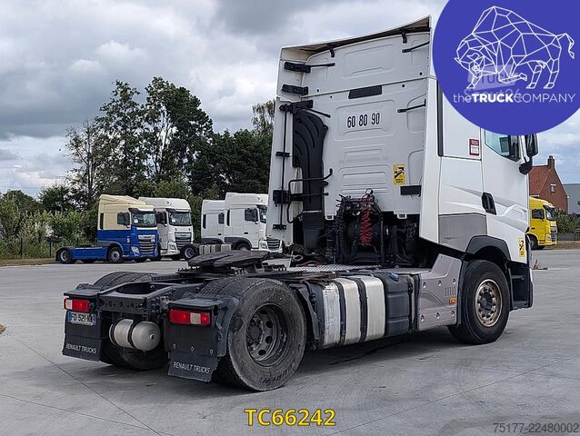 Standard-SZM Renault T 520