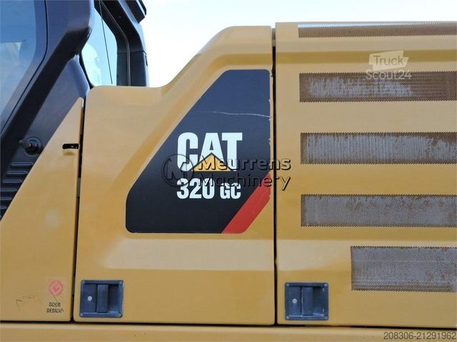 Chain excavator CATERPILLAR 320GC