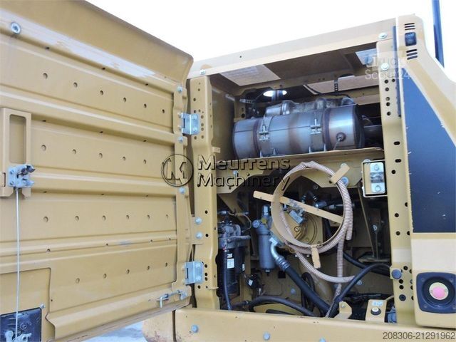 Chain excavator CATERPILLAR 320GC