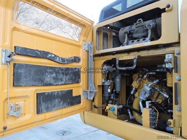 Chain excavator CATERPILLAR 324EL