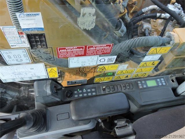 Chain excavator CATERPILLAR 324EL