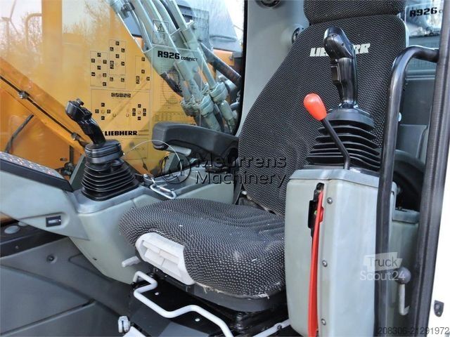 Excavadora de cadenas LIEBHERR R926