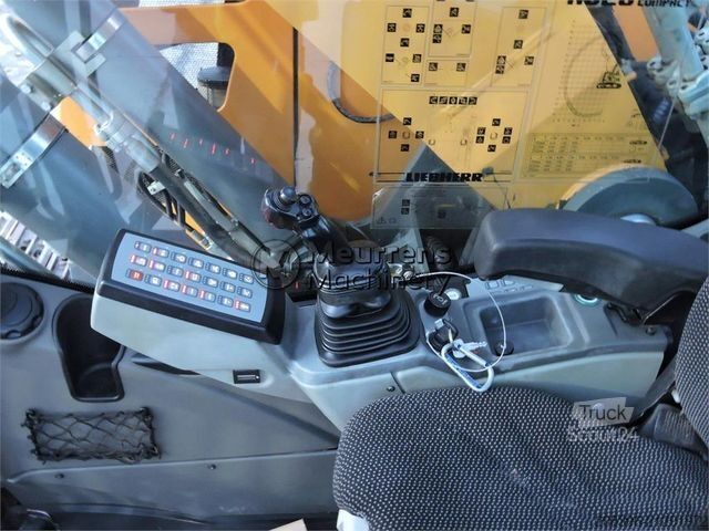 Excavadora de cadenas LIEBHERR R926