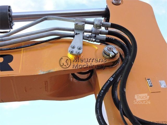 Excavadora de cadenas LIEBHERR R926