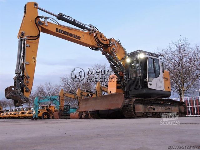 Excavadora de cadenas LIEBHERR R926