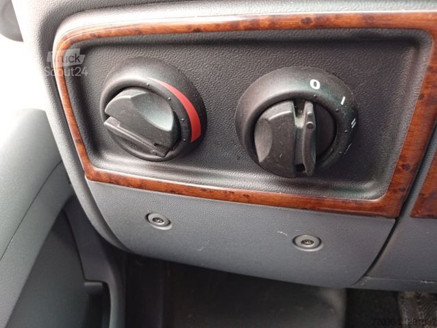 Polintegriran avtodom RAPIDO 786F,Klima,Aufbauheiz. dKüar,F.Bett,Marki