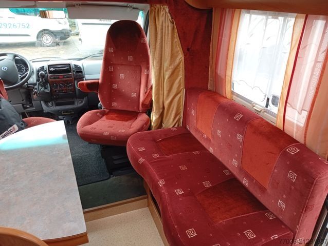 Polintegriran avtodom RAPIDO 786F,Klima,Aufbauheiz. dKüar,F.Bett,Marki