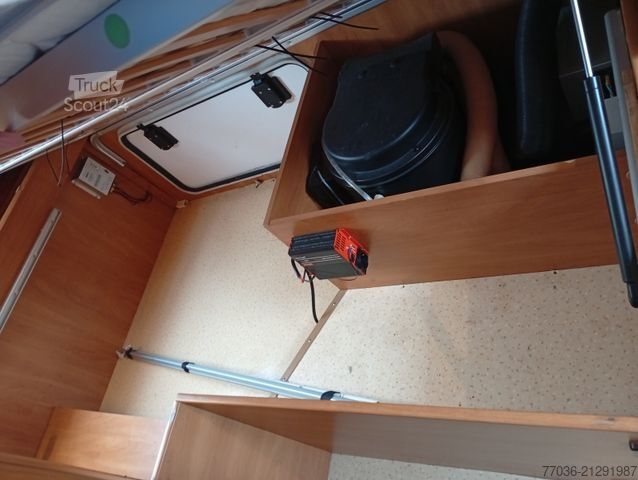 Polintegriran avtodom RAPIDO 786F,Klima,Aufbauheiz. dKüar,F.Bett,Marki